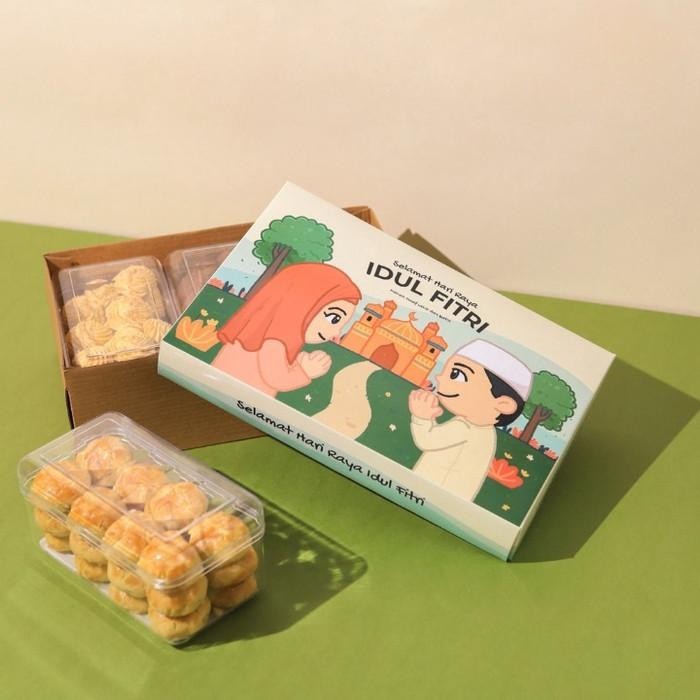 

Kardus Kue Lebaran Toples 350 Gr Isi 3 Box Cake Idul Fitri Uk 24X15X8 089