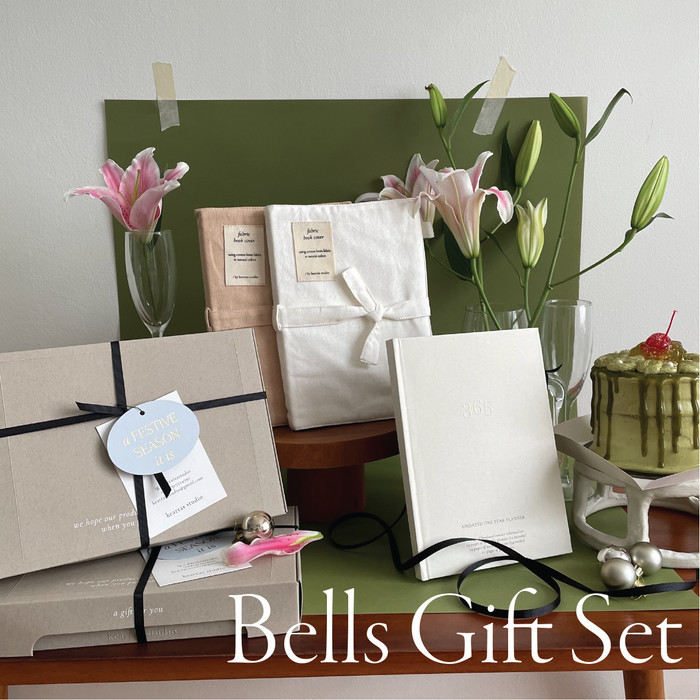 

BARANG TERLARIS Bells Christmas Gift Set by Keartas Studio (Undated Planner)