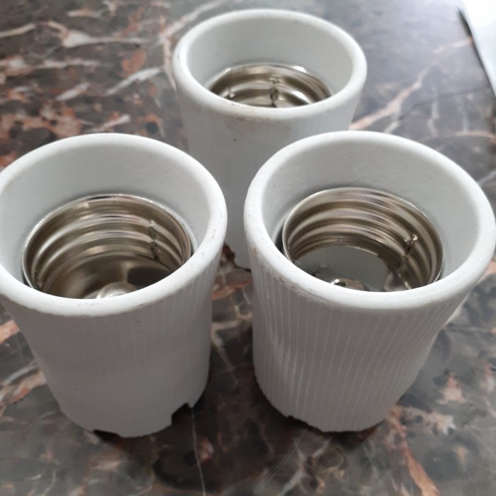 best produk] Fitting E-40 Keramik/Lamp Holder E-40 Pernis