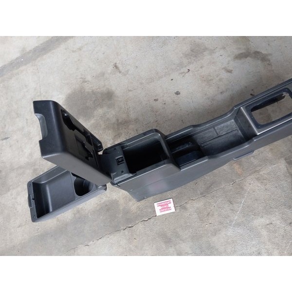 Konsol Box Tengah Nissan Xtrail X-Trail T30 Copotan #Kopambar
