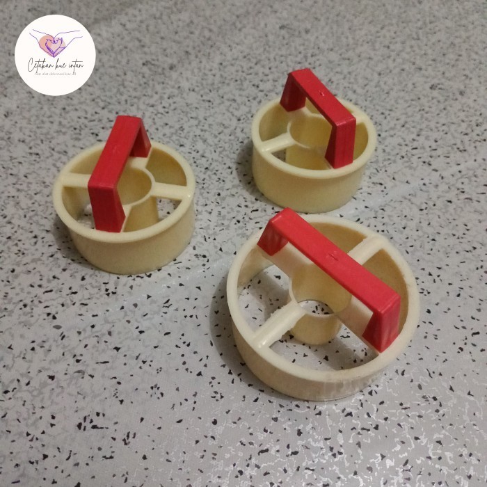

Cetakan Kue Donat Ukuran Besar Bahan Plastik
