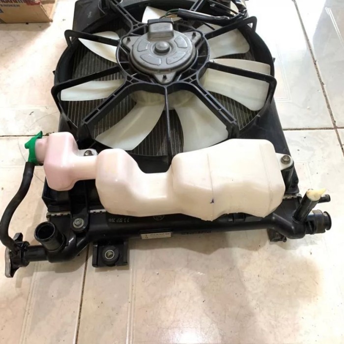 Radiator Kipas Radiator Calya Sigra 1.2Cc 1200Cc #Fressti