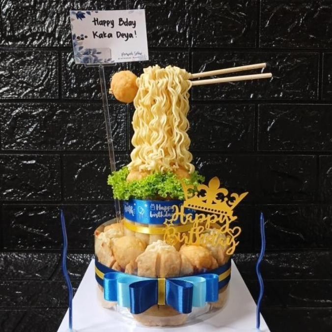 

PEMPEK TOWER | KUE FLYING NOODLE ISI 32 | KUE ULTAH PEMPEK | KUE ULANG TANIALIYA56