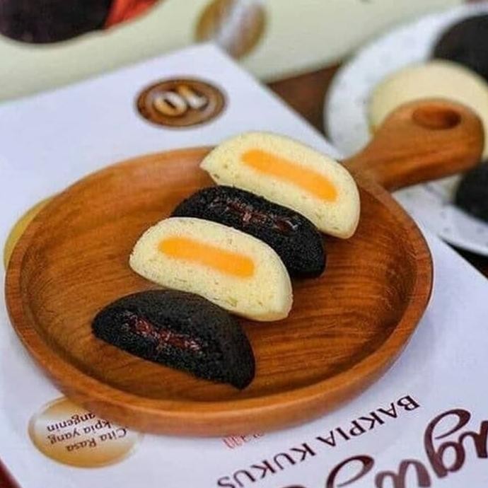 

BAKPIA KUKUS TUGU YOGYAKARTA AS78