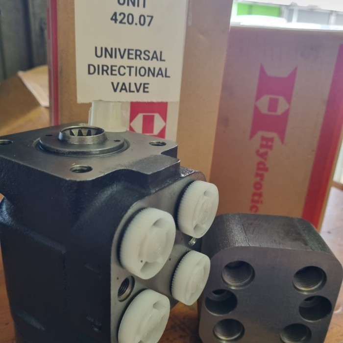 GD510 GD511 STEERING VALVE ASSY 23A-40-11100 / 23A-40-11101 KOMATSU