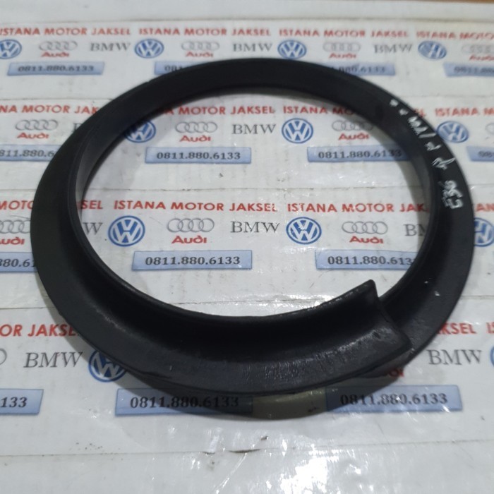 Karet Tatakan Per Depan Atas Bmw E30 E36