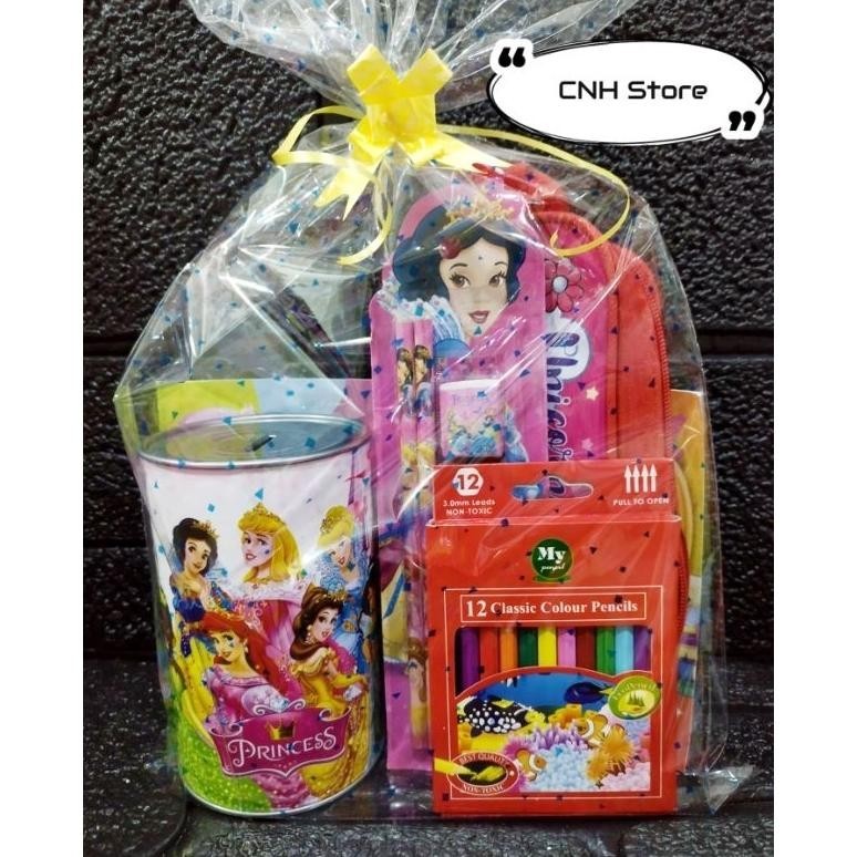 

CR - 5 IN 1 PAKET SOUVENIR ULTAH ANAK / HAMPERS ULANG TAHUN ANAK / HADIAH LOMBA / NATAL PASKAH LEBARAN IDUL FITRI/ SOUVENIR GATHERING / 17AN / BUKU MEWARNAI SET ALAT TULIS PENSIL WARNA CELENGAN TEMPAT PENSIL KAIN TERLARIS