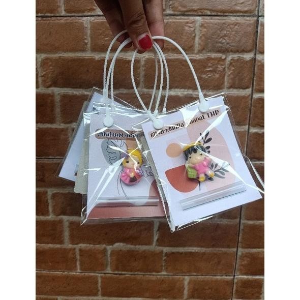 

Baru (Min Order 5) Coklat Angpao Viral Tiktok Amplop Lebaran Idul Fitri 1443H Isi 1Coklat+Angpao Slot Uang Qc Pass