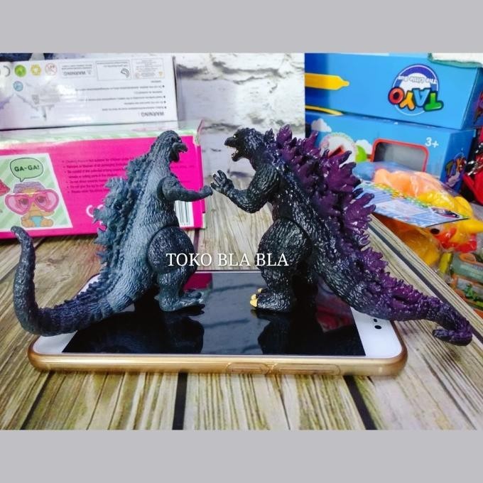 Mainan Boneka Action Figure Godzilla Monster Ultraman Power Rangers Anotteme