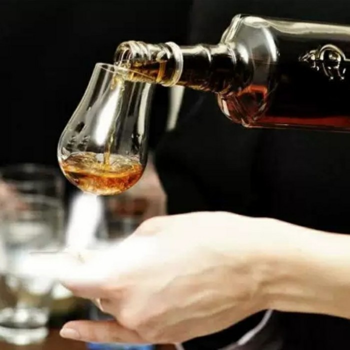 Gelas Whisky/Whiskey Tasting Glass Tulips Shaped/Gelas Kaki Tulips