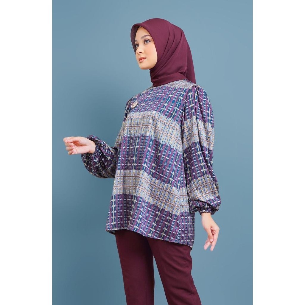 Nada Puspita - Clandra Blouse - Denim