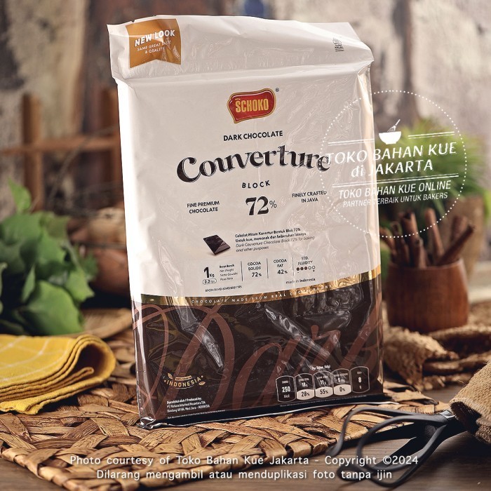 

Schoko Couverture Dark 72% 1Kg Chocolate Baking Coklat Cokelat Cocoa