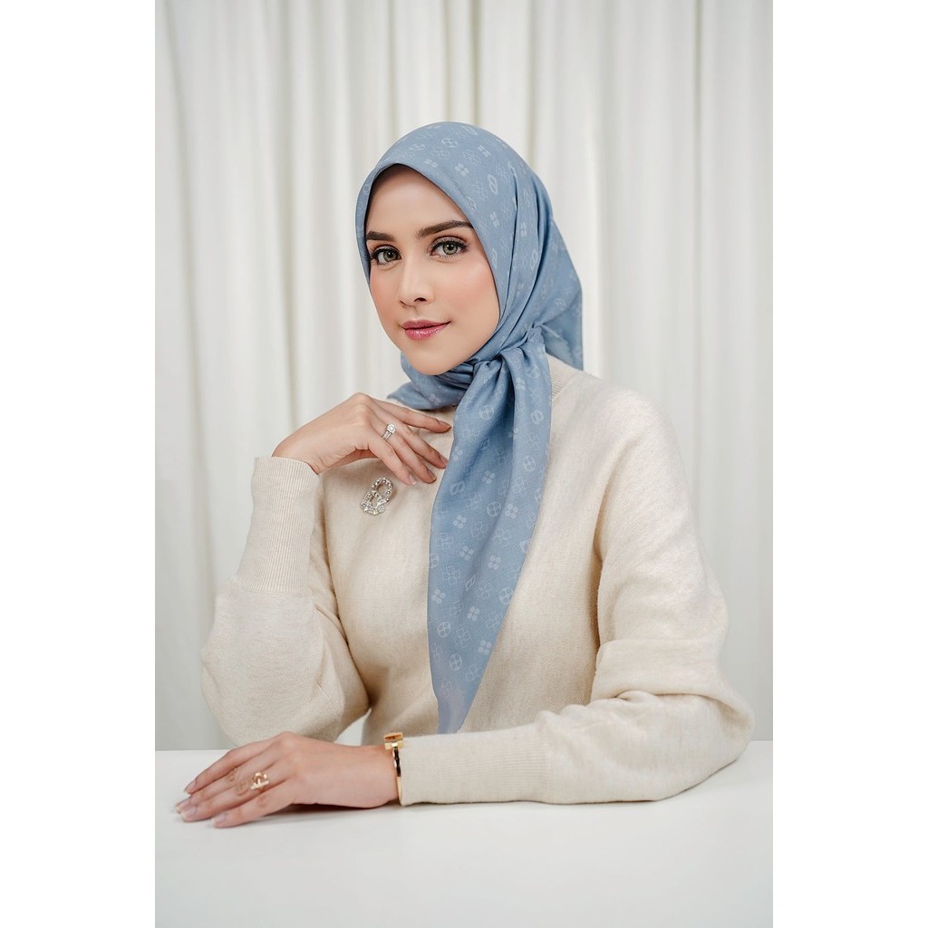 Monogram Voile Square XL - Blue Jasper