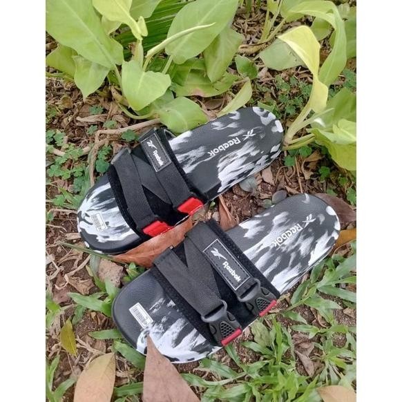 Promo Ramadhan Cod Sendal Pria Sendal Sliop On Nb Terlaris Sendal Jordan Termurah Sendal Reebok Keki