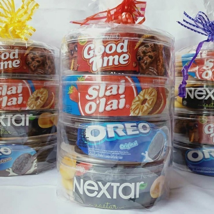 

Limited! Parcel Lebaran Cookies isi 4 toples New