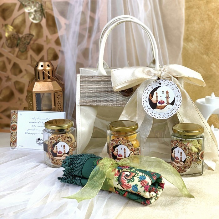 

Limited! HAMPERS Eid Mubarak Paket Hampers Lebaran Kareem Package Mica Bag - 3 Jar New