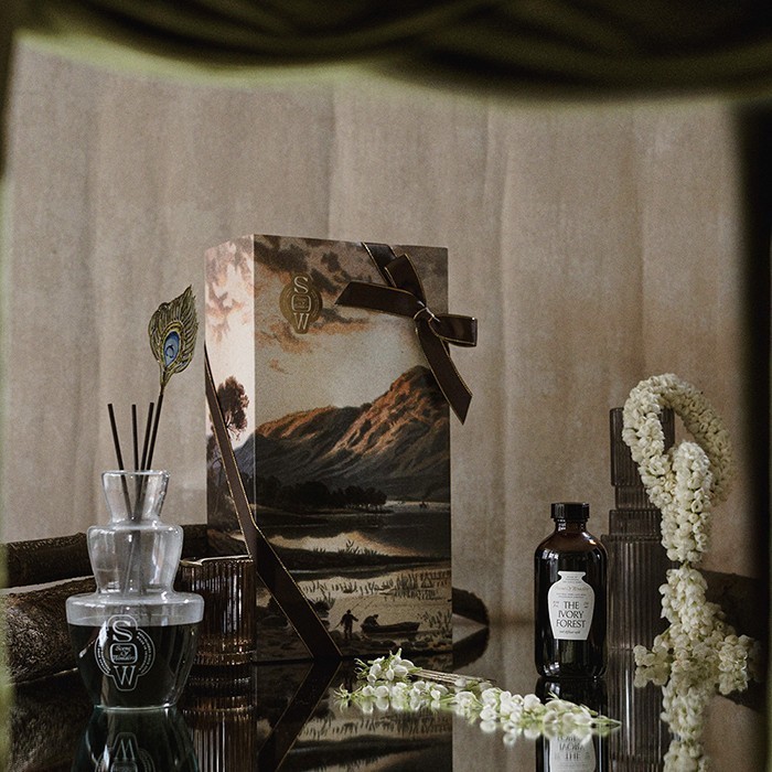 

Arutala Gift Box Wedding Souvenir & Corporate Gift