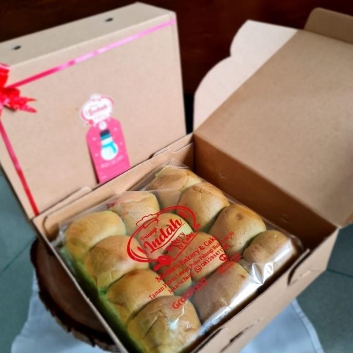 

BAKERY HAMPERS / PAKET ROTI / PARCEL ROTI / PARCEL NATAL