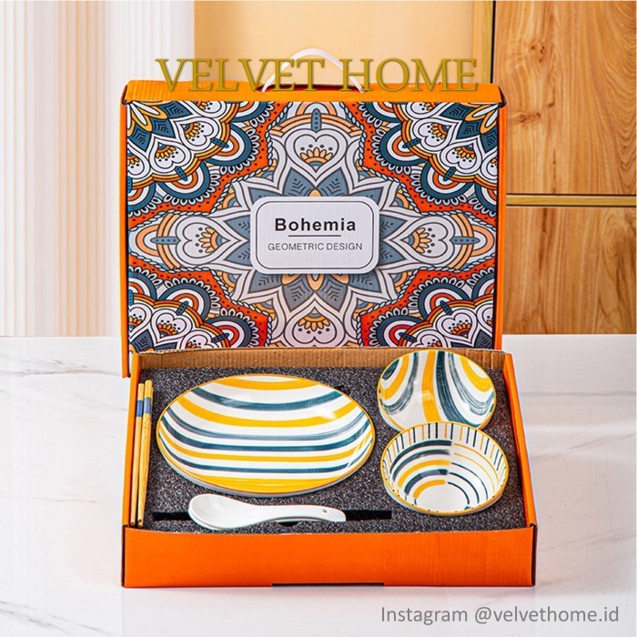 

Hampers Piring Makan Japanese Kado Lebaran Idul Fitri Natal Wedding