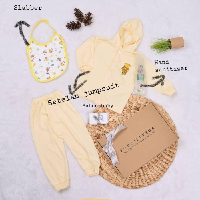 

Kado Lahiran / Kado Bayi / Hampers Fgk - Eidelweis