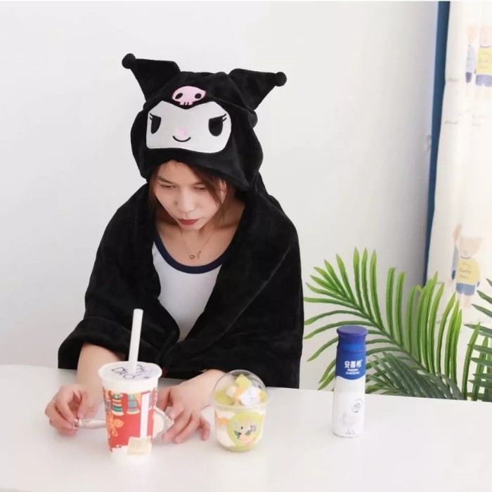 Marwa - Selimut Hoddie Sanrio Kuromi, Cinnamoroll
