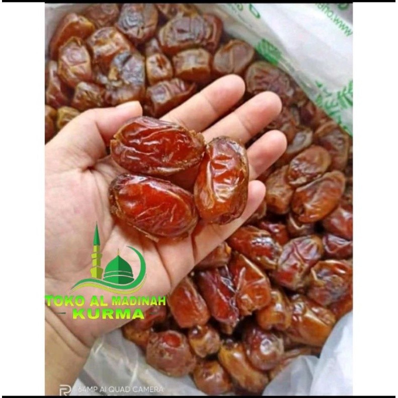 

MJS Kurma Mesir 1 kg golden valley / kurma mesir madu 1 kg / kurma golden Valley