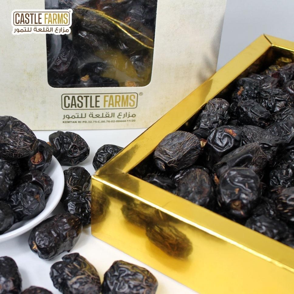 

Castle Farms Kurma Ajwa Organik - Medium 1 Kg New