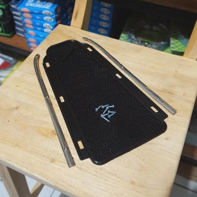 favorit] Karpet Lidah Tengah Lantai Vespa PTS Special Smallframe Set Lis Pedang