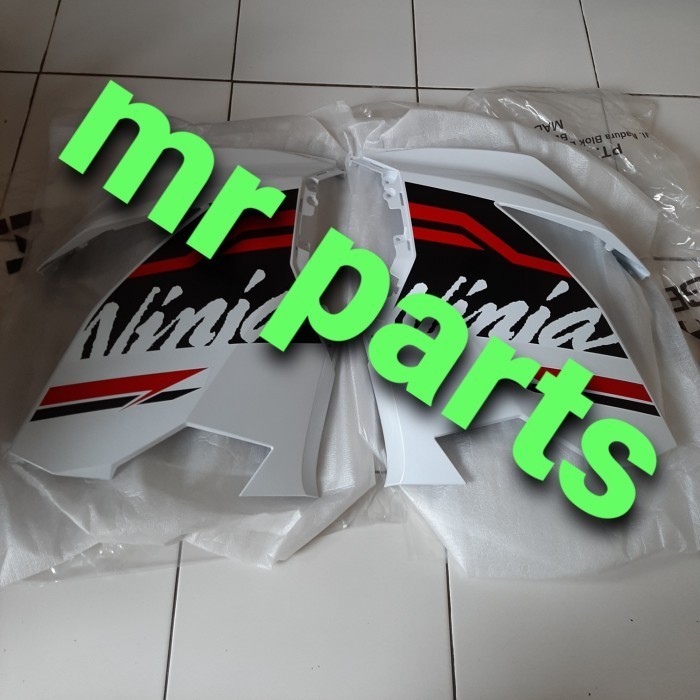 Fering Fairing Sayap Samping Putih Ninja 250Fi 250 Fi 2020 Ori