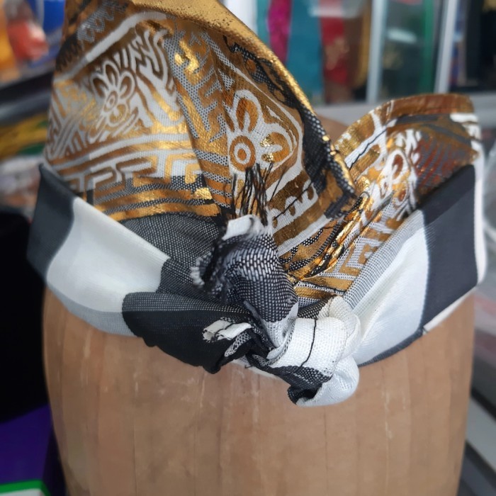 Ikat Kepala Bali Udeng Hiasan Fashion Adat Tradisional Pria Cowok