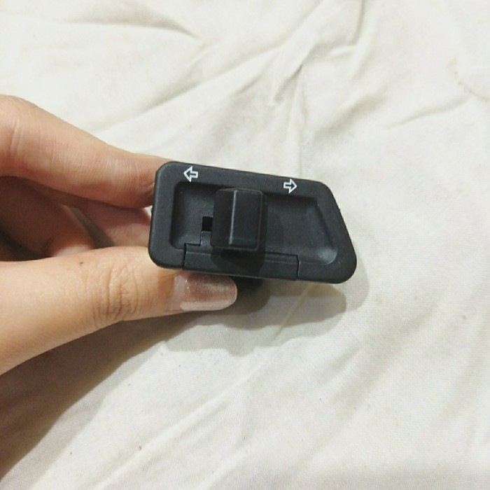 SWITCH SEN KYMCO TREND METICA ORIGINAL