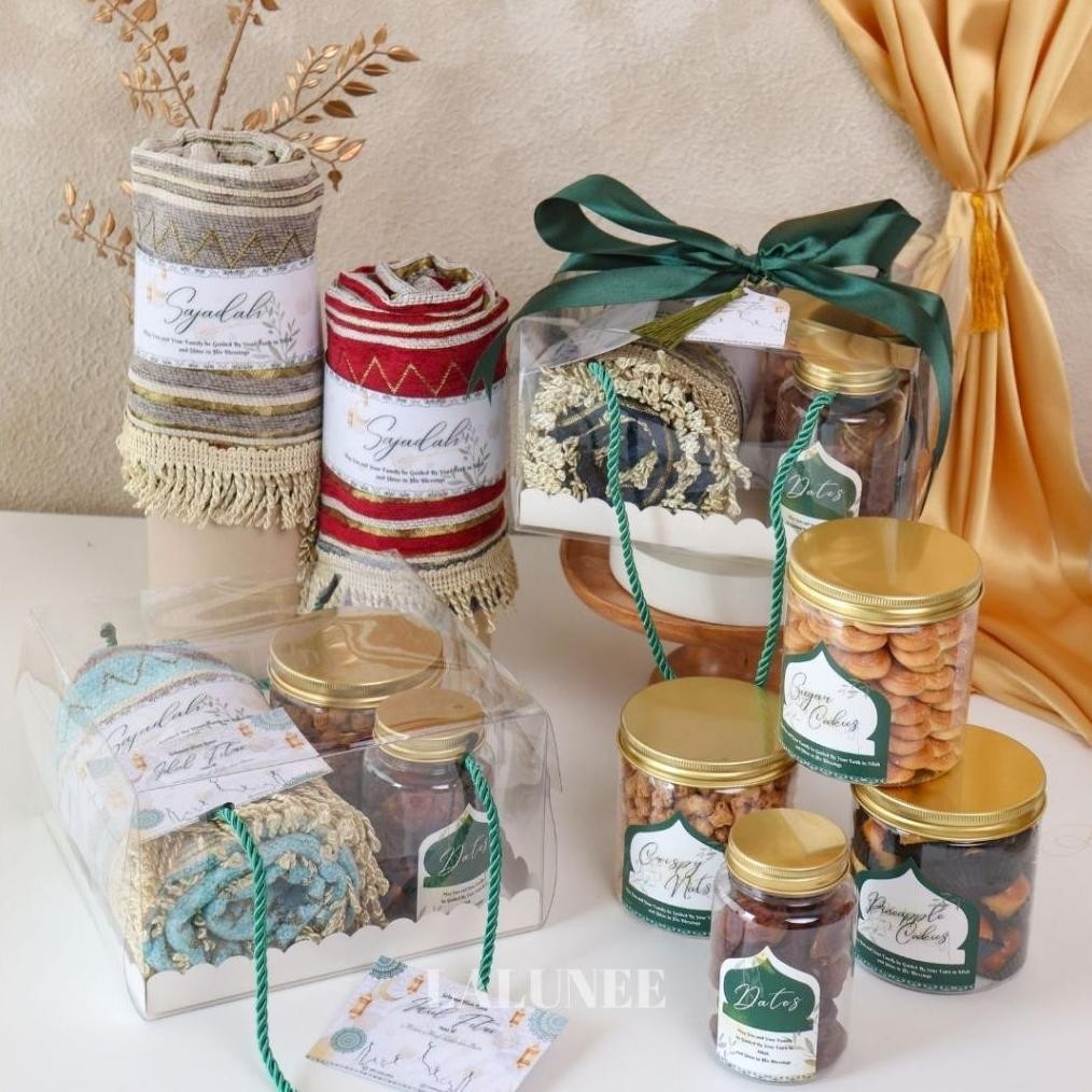 

CR - [READY STOCK] Hampers Idul Fitri Parsel Lebaran Kue Kering Hampers Sajadah Paket Ramadhan Murah TERLARIS