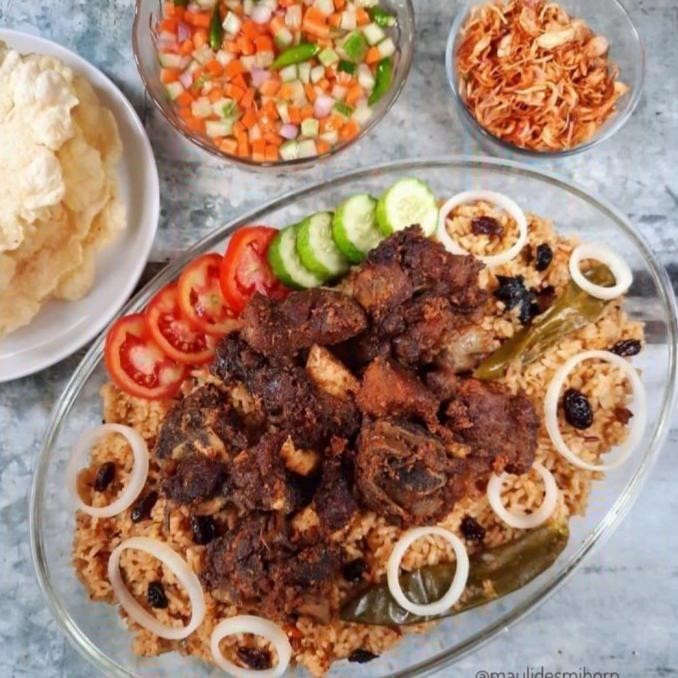 

BUMBU NASI KEBULI INSTAN UNTUK 10LT +REMPAH+SAMIN+DAUN KARI, TK