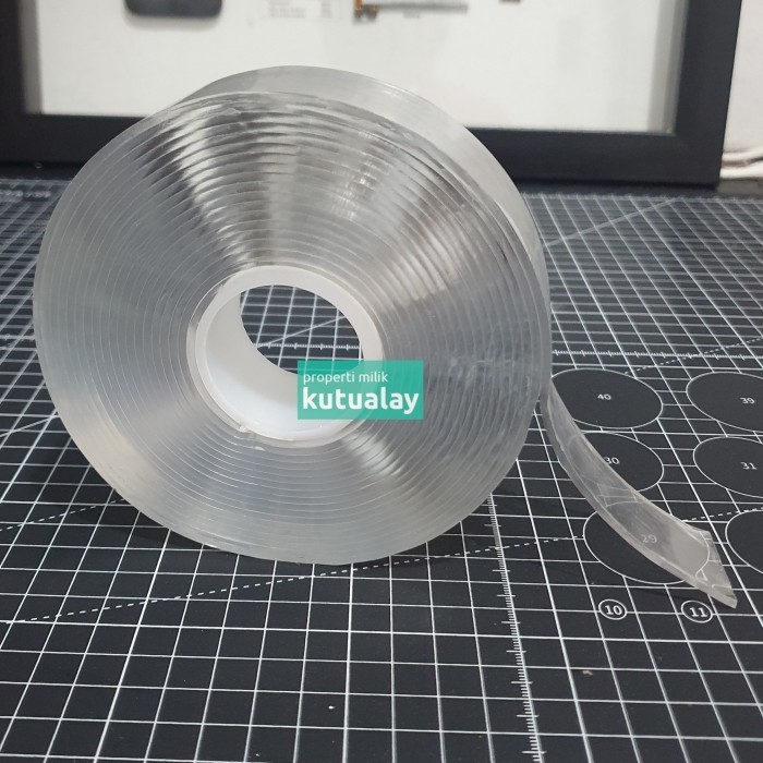 

SALE Double Tape Nano Tebal 2mm Panjang 5mm Perekat Kuat Bening Transparan