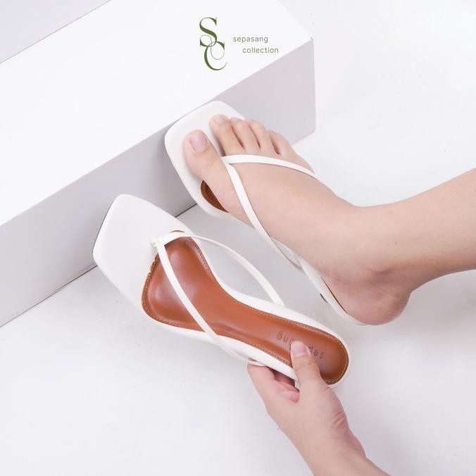 Sepasang Collection Emilie Heels Wanita 5 Cm