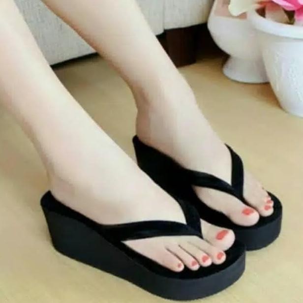 Sandal Jepit Wedges Spons Hitam Polos Dm