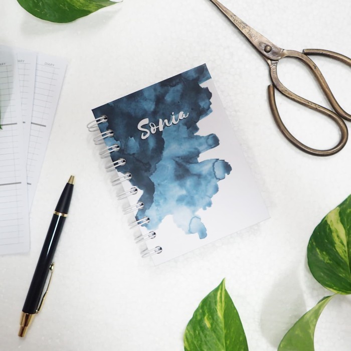 

Buku Catatan Custom Notebook Spiral A5 "Watercolor" GRATIS Print Nama