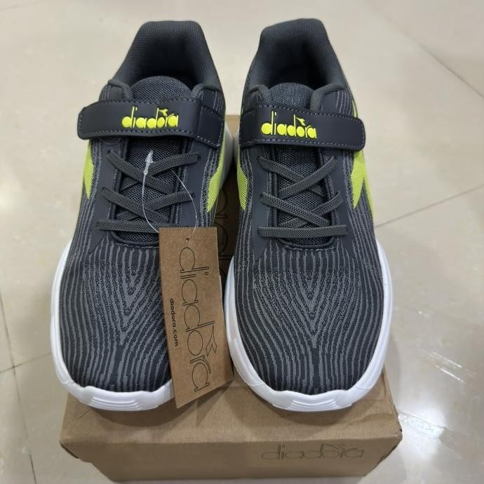 DIADORA GALEN SEPATU OLAHRAGA ANAK NEW ORIGINAL | ABU| US3 EU35 21.5CM YUYUYUMI55