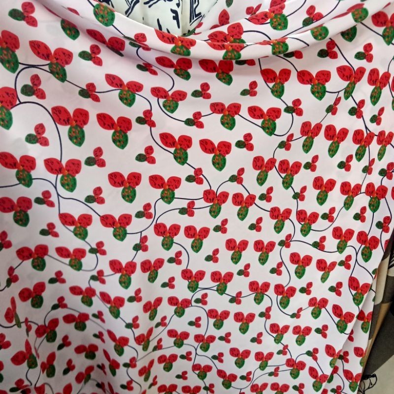 Kain Silk Crepe Motif Buah Ceri Premium - Kain Crepe Satin Silk - Kain Meteran Lqb | Harga Per Seten