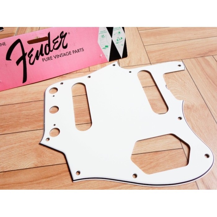 NEW Fender Jaguar '65 Pickguard Eggshell