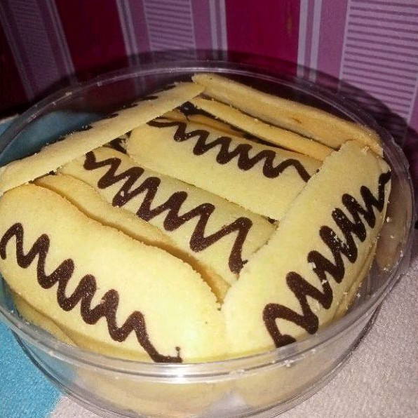 

kue lidah kucing kuker lebaran (Kue kering) 250gr