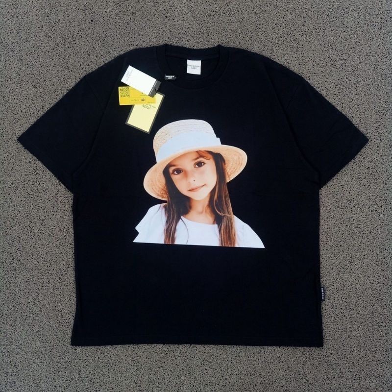 KAOS OVERSIZE ADLV HAT GIRL PREMIUM PRINTED WITH TAGS AND LABELS