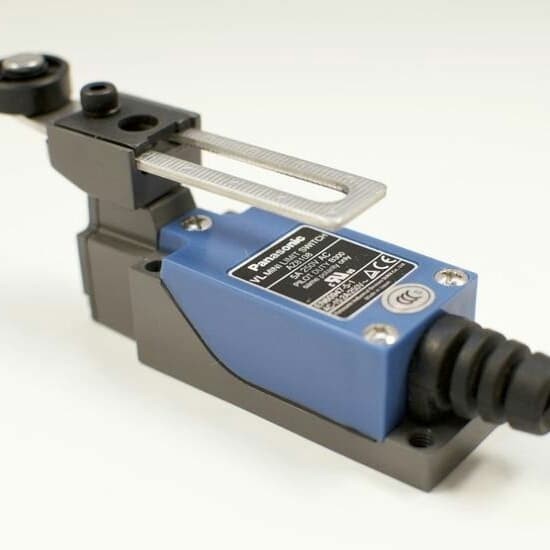 

Limit Switch Panasonic AZ8108 / Panasonic Limit Switch / AZ8108