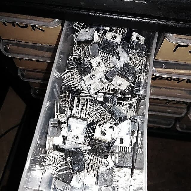 IC Vertikal Cabutan - Original Vertical IC To-220