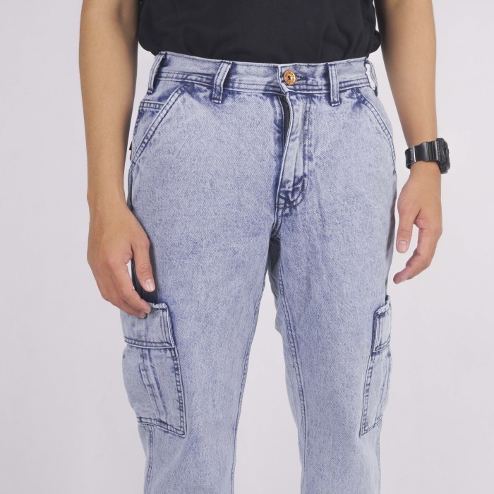 Superego Celana Cargo Pants Pria Jeans Standard Denim Snow Light Blue