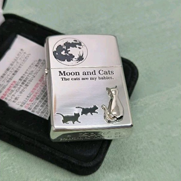 Zippo Japan Moon and Cat Silver Original