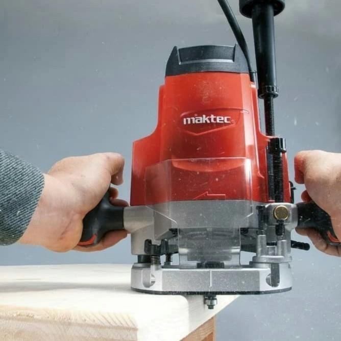Maktec Mt362 Mesin Router Kayu Mt 362 Mesin Profile Profil Kayu Trimme