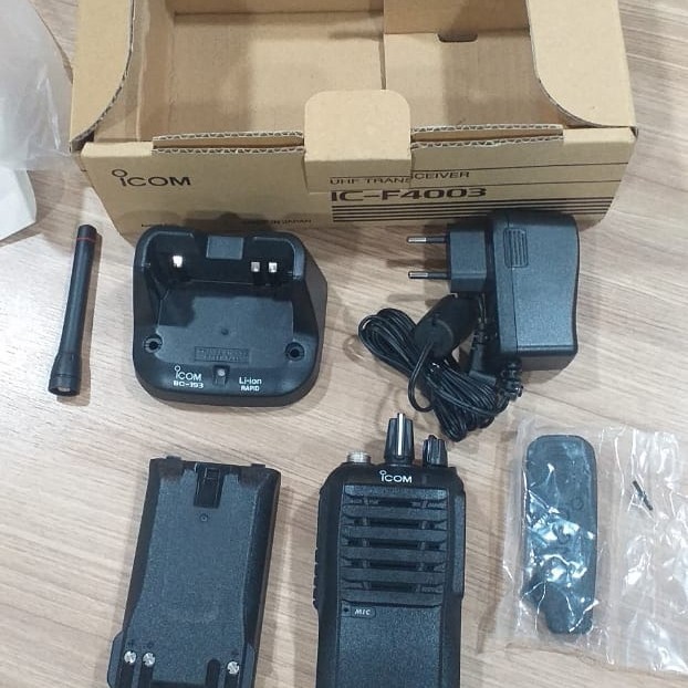 HT ICOM F 4003 UHF TERBARU