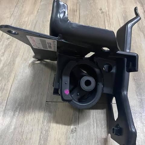 Engine Mounting Kiri Yaris Bakpao Vios 2006-2013 Matic