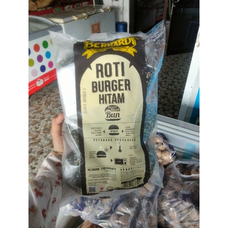 

roti bernadi hitam isi 6